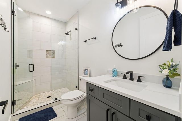 934 Bay Grove Road, Freeport, FL 32439