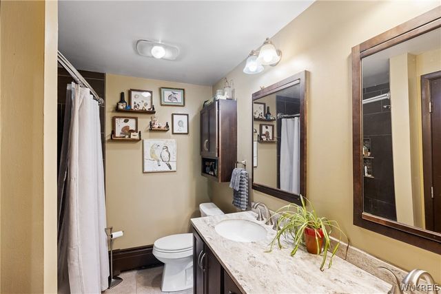 19 Cowing Street, Lancaster, NY 14043