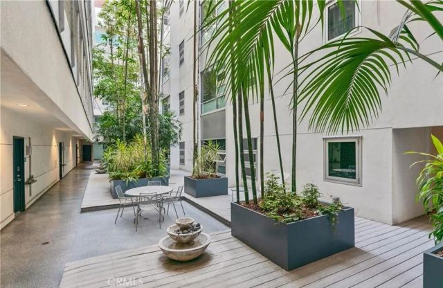 630 W 6th 216, Los Angeles, CA 90017