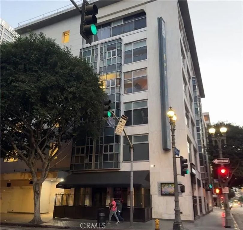 630 W 6th 216, Los Angeles, CA 90017
