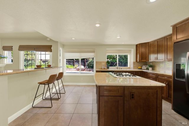 3202 Del Monte Ct, Fairfield, CA 94534
