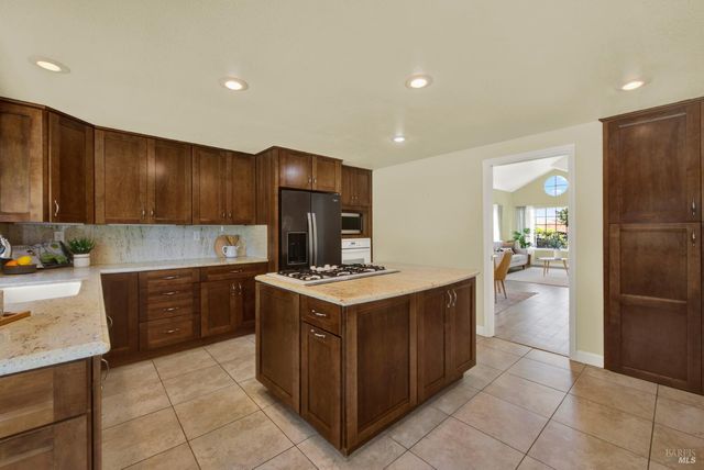 3202 Del Monte Ct, Fairfield, CA 94534