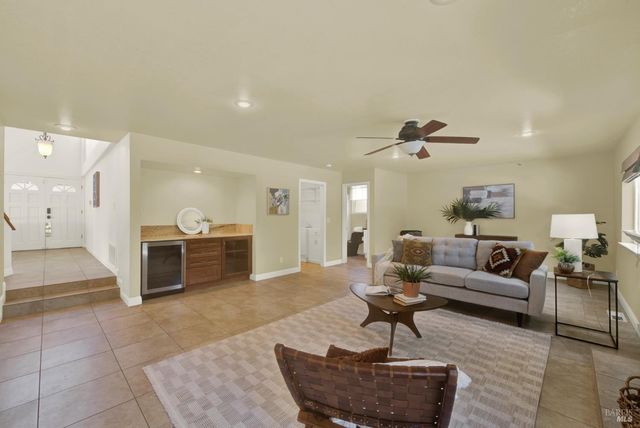 3202 Del Monte Ct, Fairfield, CA 94534