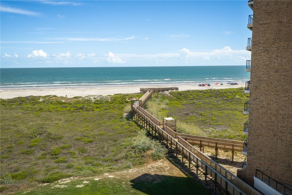 720 Access Road 1-A 312, Port Aransas, TX 78373 — exterior