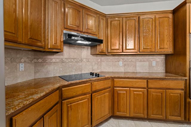 622 Cezanne, San Antonio, TX 78258