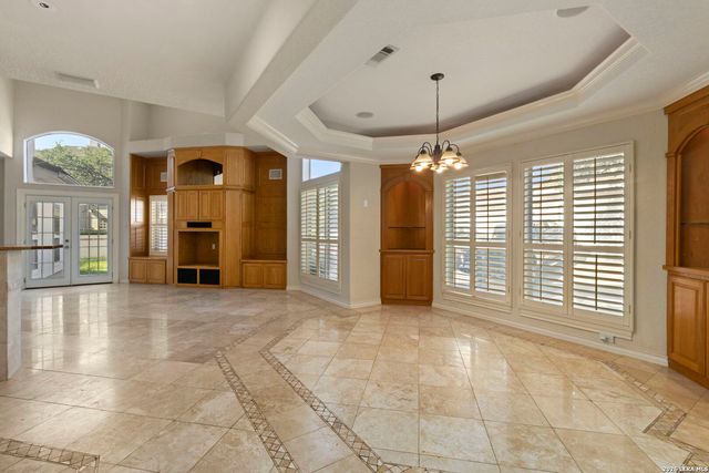 622 Cezanne, San Antonio, TX 78258
