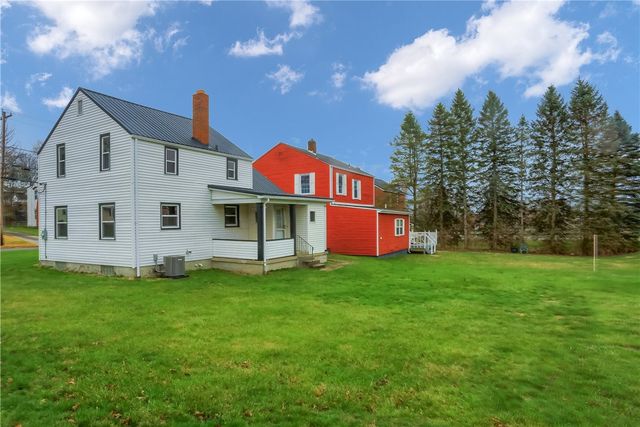 740 Pershing St, Ellwood City, PA 16117