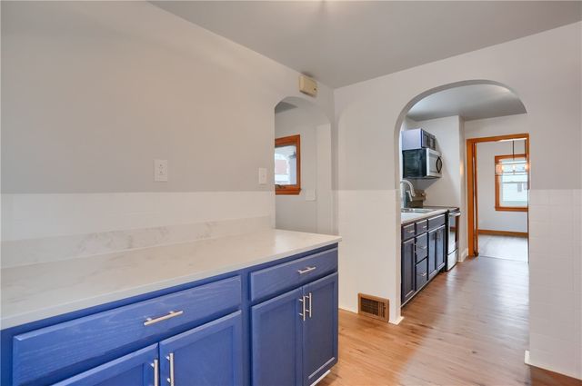 740 Pershing St, Ellwood City, PA 16117