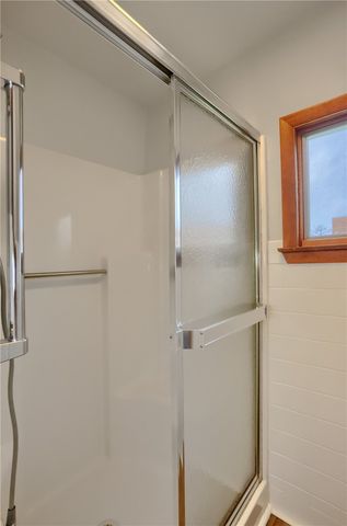 740 Pershing St, Ellwood City, PA 16117