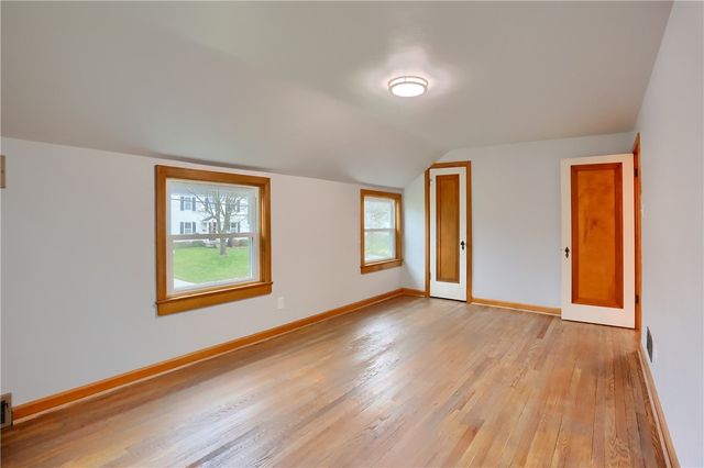 740 Pershing St, Ellwood City, PA 16117