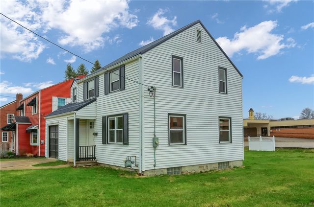 740 Pershing St, Ellwood City, PA 16117