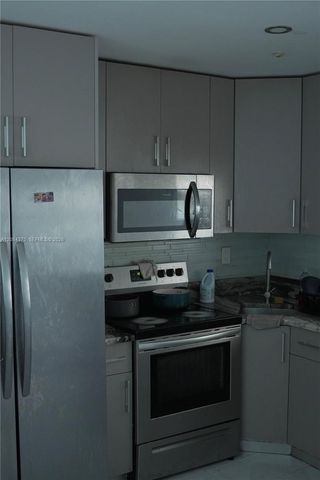 941 NW 102nd Street, Miami, FL 33150