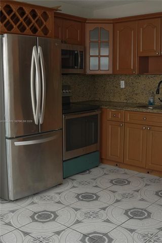 941 NW 102nd Street, Miami, FL 33150