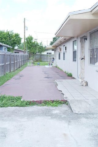 941 NW 102nd Street, Miami, FL 33150