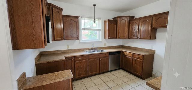 22 Fernhill Avenue, Buffalo, NY 14215