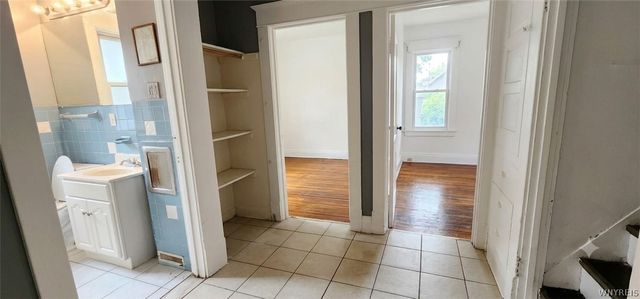 22 Fernhill Avenue, Buffalo, NY 14215