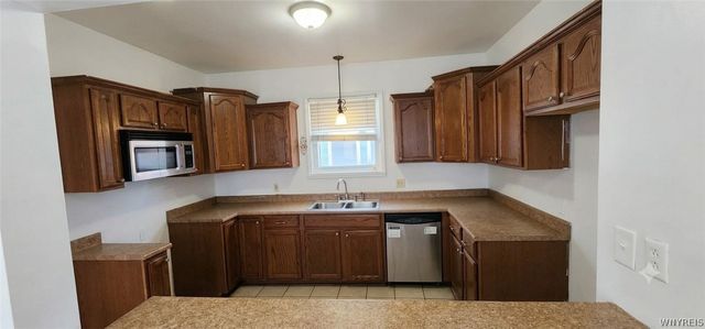 22 Fernhill Avenue, Buffalo, NY 14215