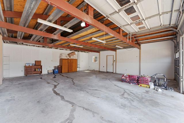 7083 Edgewater Drive, Willis, TX 77318