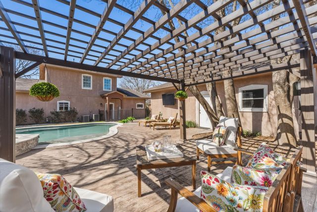 7083 Edgewater Drive, Willis, TX 77318