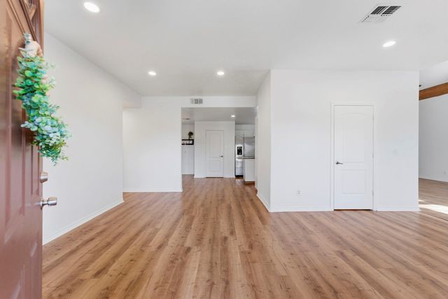 7083 Edgewater Drive, Willis, TX 77318