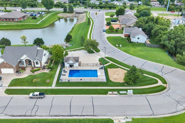 1481 S Shiloh Ct, Wichita, KS 67207