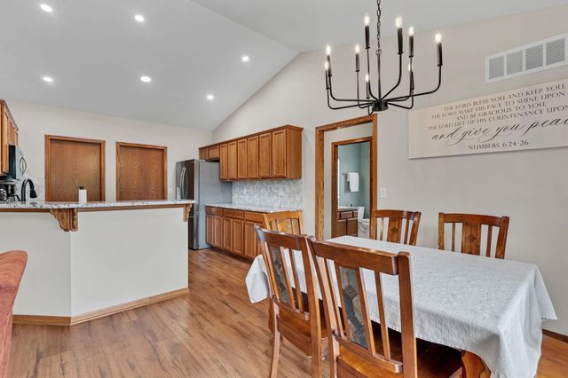 1481 S Shiloh Ct, Wichita, KS 67207