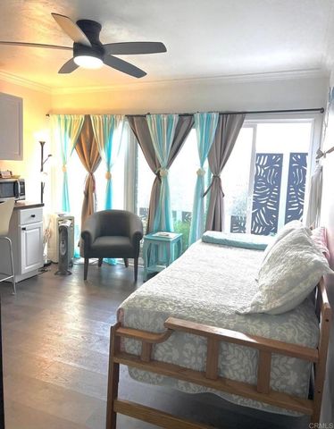 69 HALF MOON BEND, Coronado, CA 92118