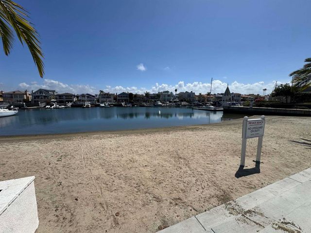 69 HALF MOON BEND, Coronado, CA 92118