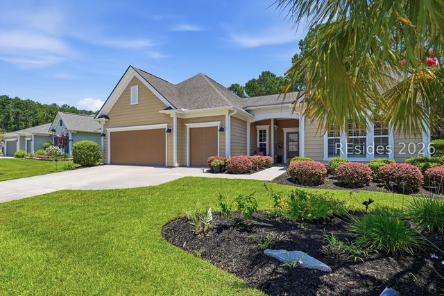 8 Waxwing Ct, Bluffton, SC 29910