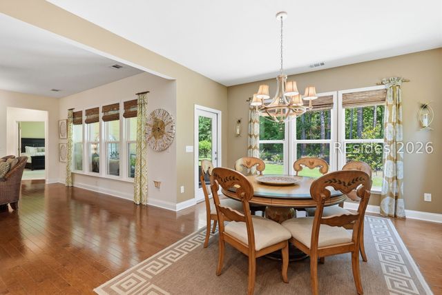 8 Waxwing Ct, Bluffton, SC 29910