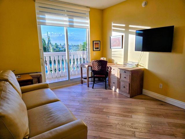 700 Ocean Royale 401, Juno Beach, FL 33408