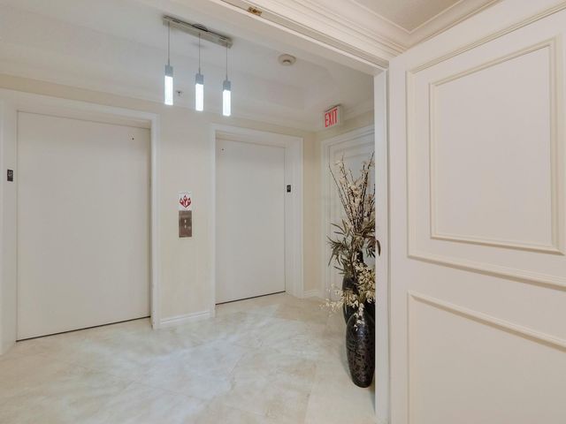 700 Ocean Royale 401, Juno Beach, FL 33408
