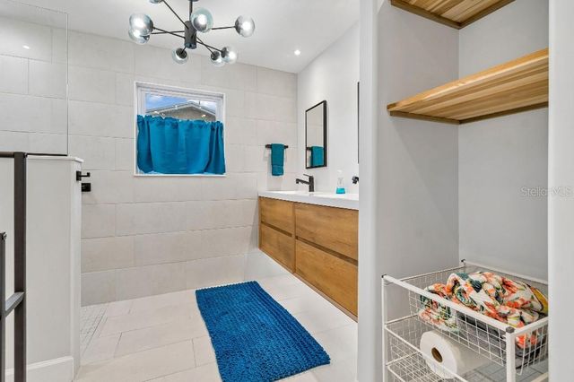 1611 SUNNYHILLS DRIVE, Brandon, FL 33510