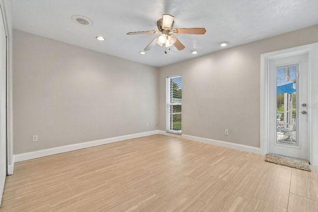 1611 SUNNYHILLS DRIVE, Brandon, FL 33510