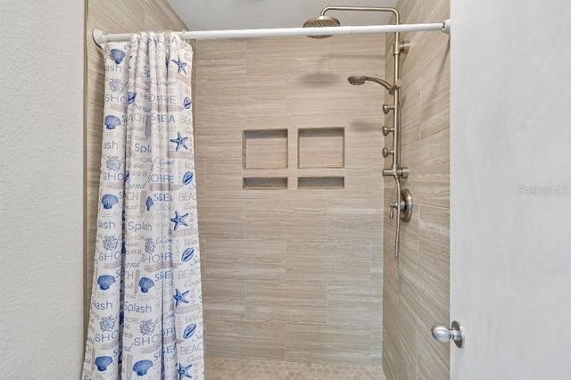 1611 SUNNYHILLS DRIVE, Brandon, FL 33510