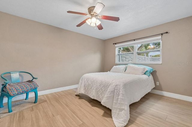 1611 SUNNYHILLS DRIVE, Brandon, FL 33510