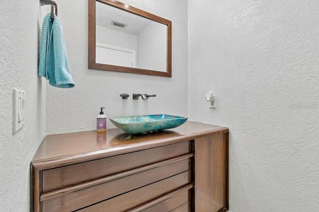 1611 SUNNYHILLS DRIVE, Brandon, FL 33510