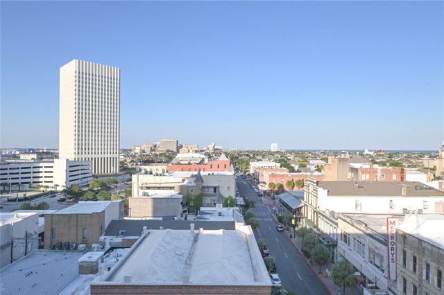 415 22nd Street 4B, Galveston, TX 77550