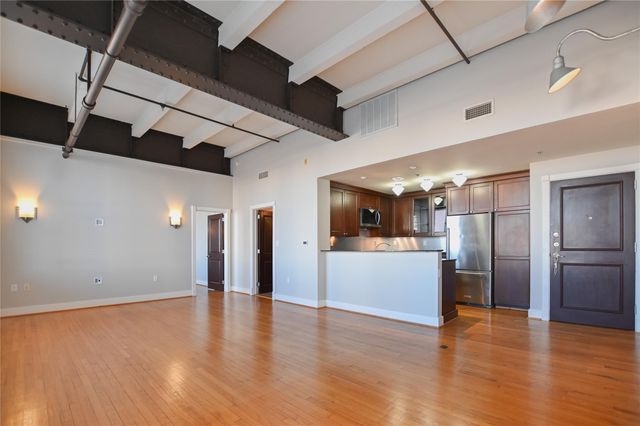 415 22nd Street 4B, Galveston, TX 77550