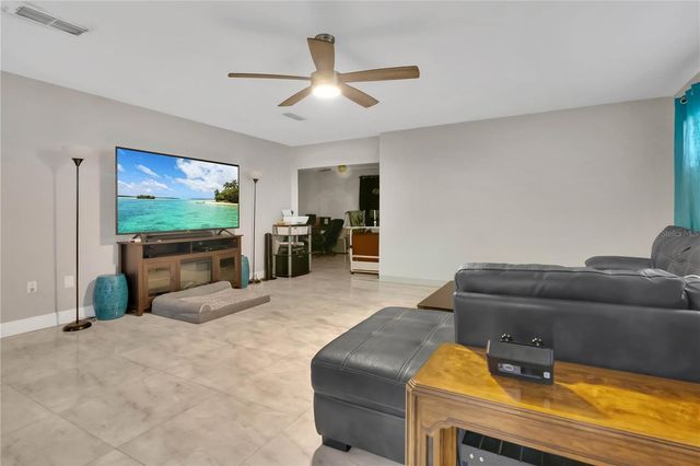 9727 BEAR LAKE ROAD, Apopka, FL 32703