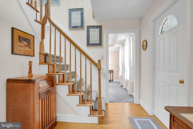 223 W LISBURN RD, Mechanicsburg, PA 17055
