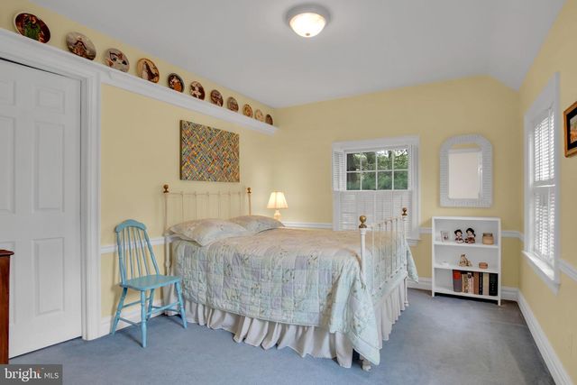 223 W LISBURN RD, Mechanicsburg, PA 17055