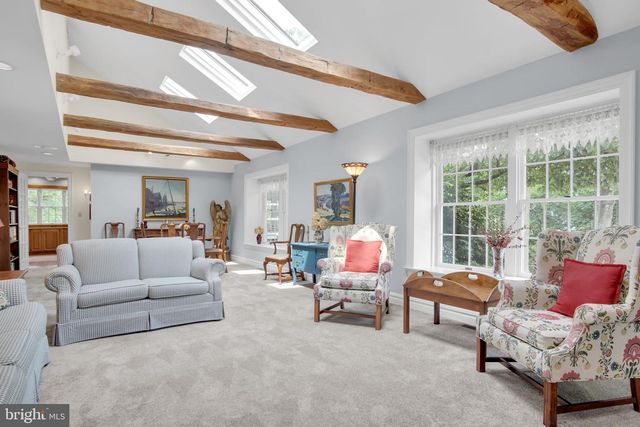223 W LISBURN RD, Mechanicsburg, PA 17055