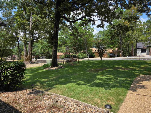 55 Alicante Road, Hot Springs Village, AR 71909