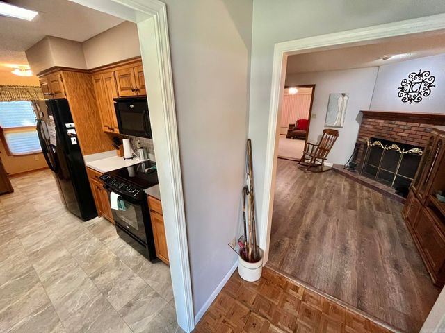 55 Alicante Road, Hot Springs Village, AR 71909