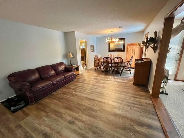 55 Alicante Road, Hot Springs Village, AR 71909