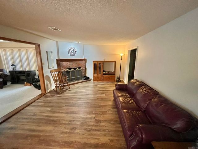 55 Alicante Road, Hot Springs Village, AR 71909