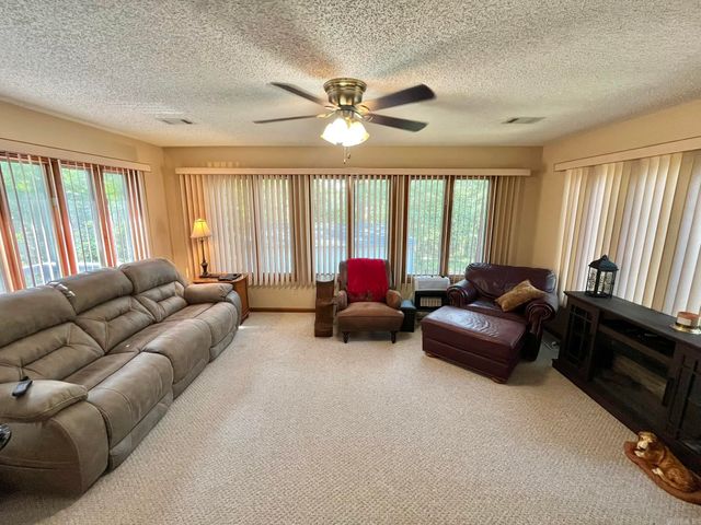 55 Alicante Road, Hot Springs Village, AR 71909