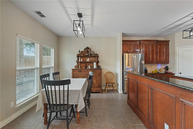 15210 Guadalupe River Dr, Corpus Christi, TX 78410