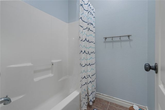 15210 Guadalupe River Dr, Corpus Christi, TX 78410